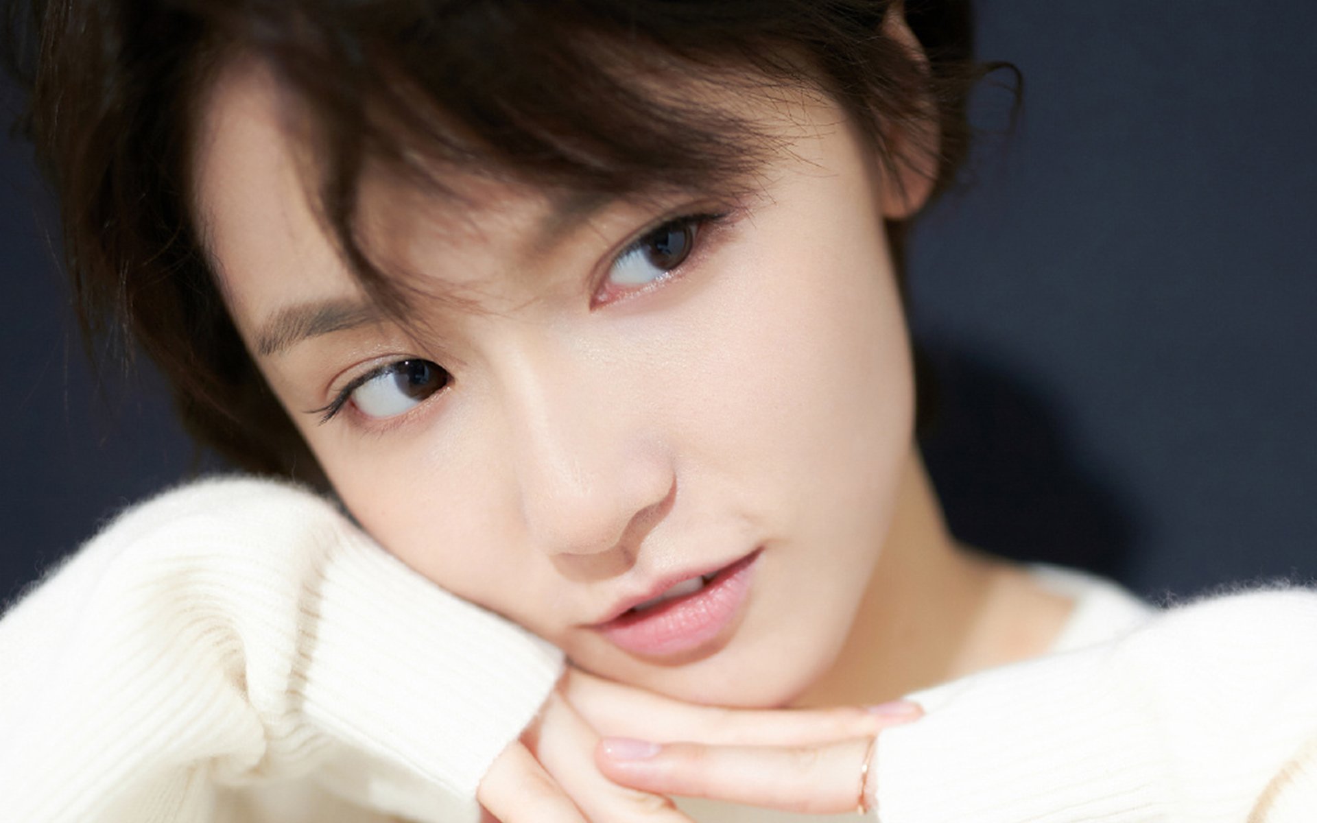 AYX GAMING-皇马疯狂签约西班牙新星，目标长远布局，皇马现役西班牙球员