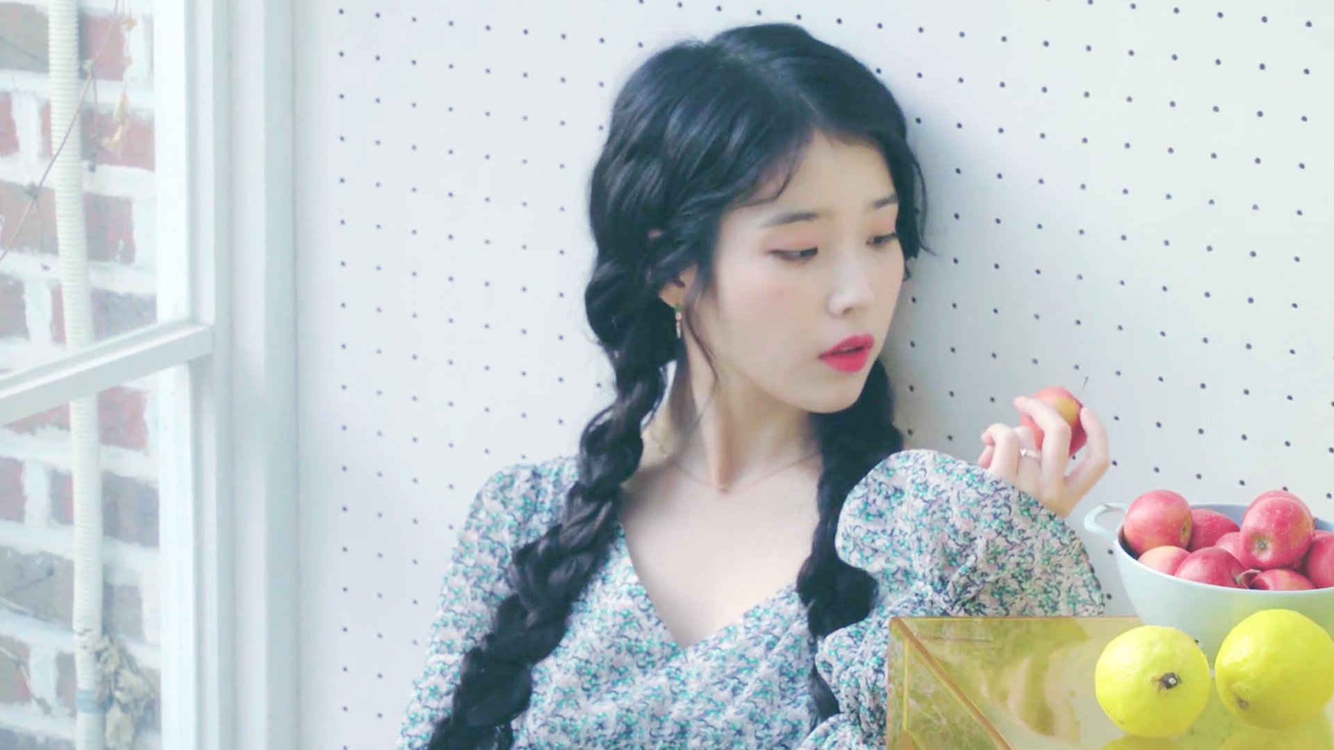 爱游戏娱乐网址-切尔西客场大胜，逆袭击败对手，继续保持领跑，切尔西 客场