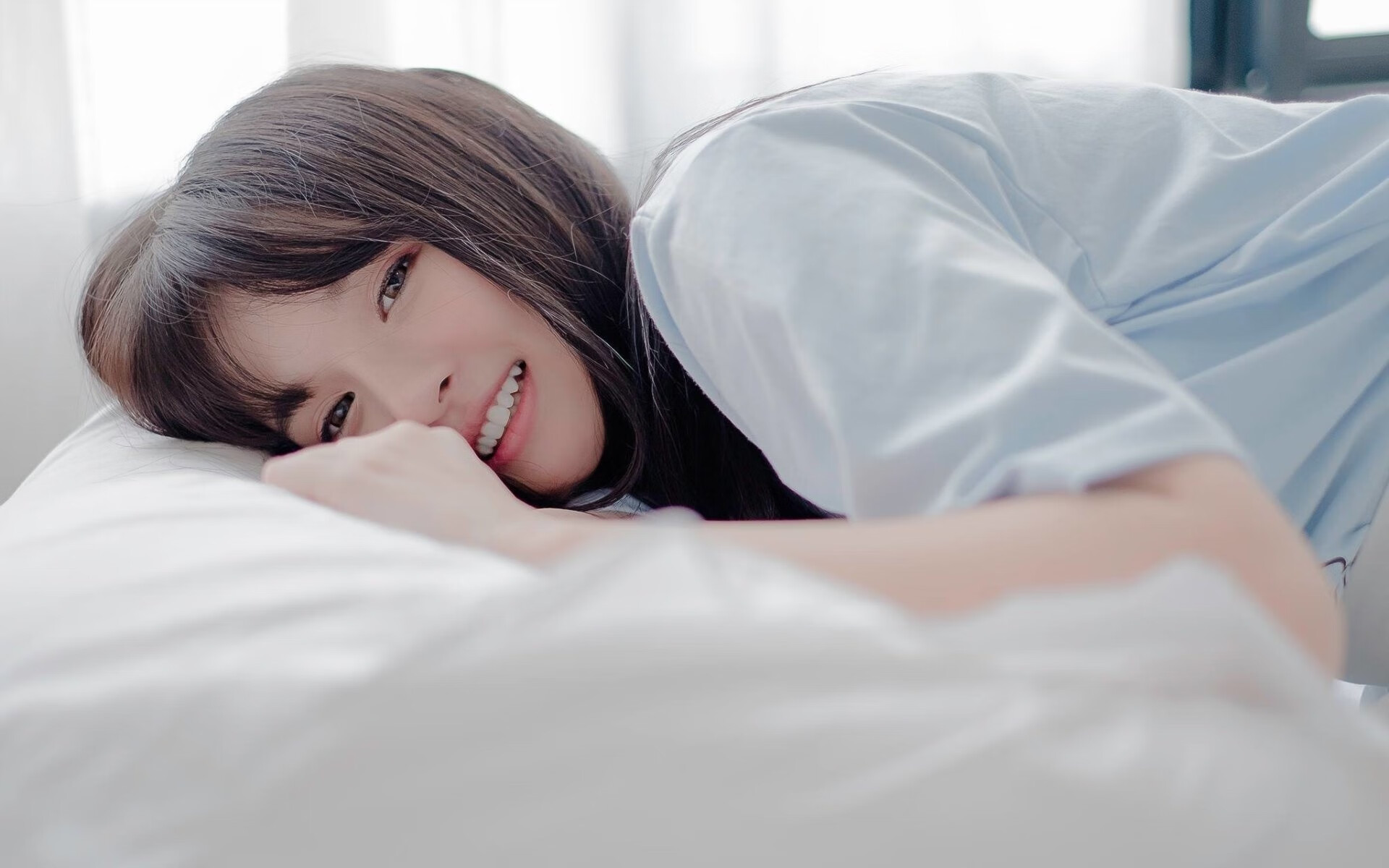 AYX官网-热刺后防稳固，白百合目标欧战，热刺绰号白百合