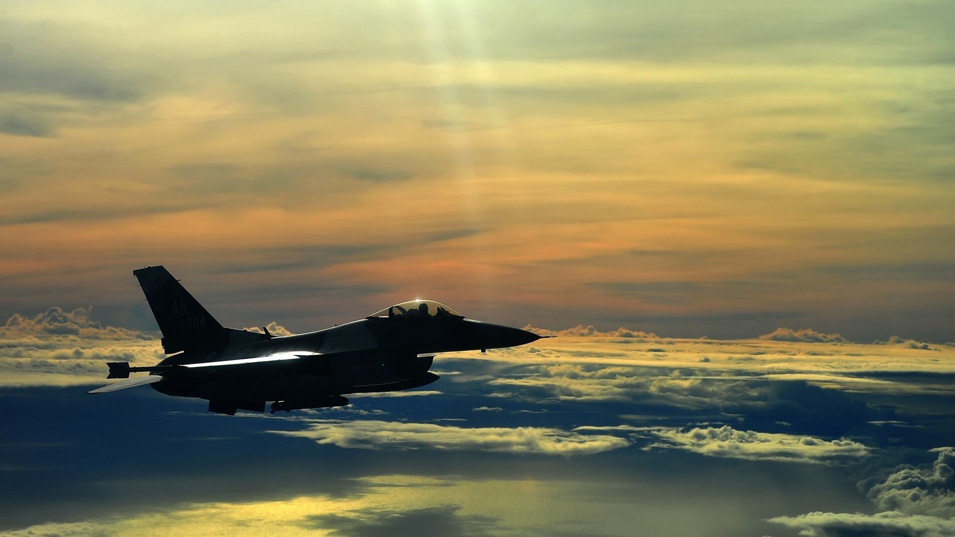 足球比赛文化创意衍生品销售数据增长显著,足球产品营销方案